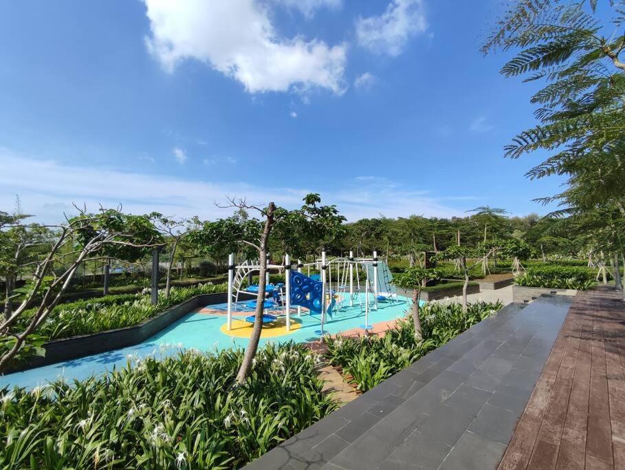 Pik Family 2 Bedroom, 5 Beds & Balcony Best View Jakarta Kültér fotó