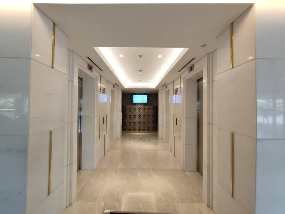 Pik Family 2 Bedroom, 5 Beds & Balcony Best View Jakarta Kültér fotó